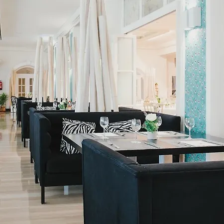 Angeles & Hotel 4*