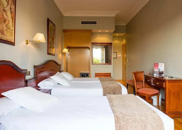 Angeles Hotel 4*