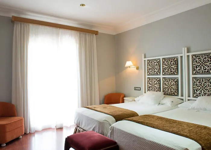 Angeles Hotel 4*
