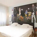 מלון Angeles 4*
