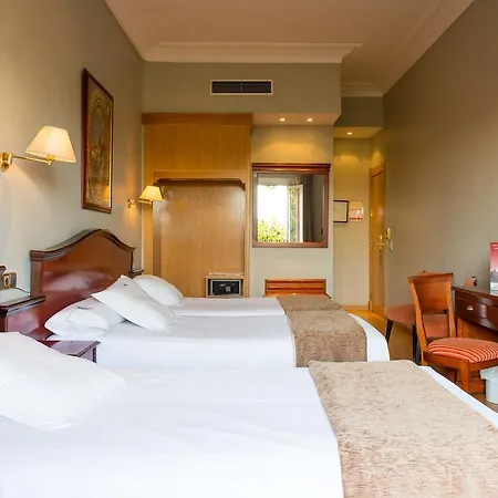Angeles Hotel 4*