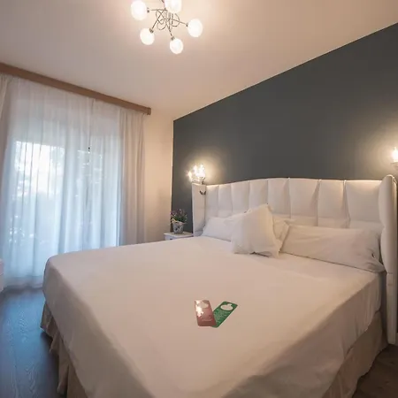 Hotel Angeles 4*